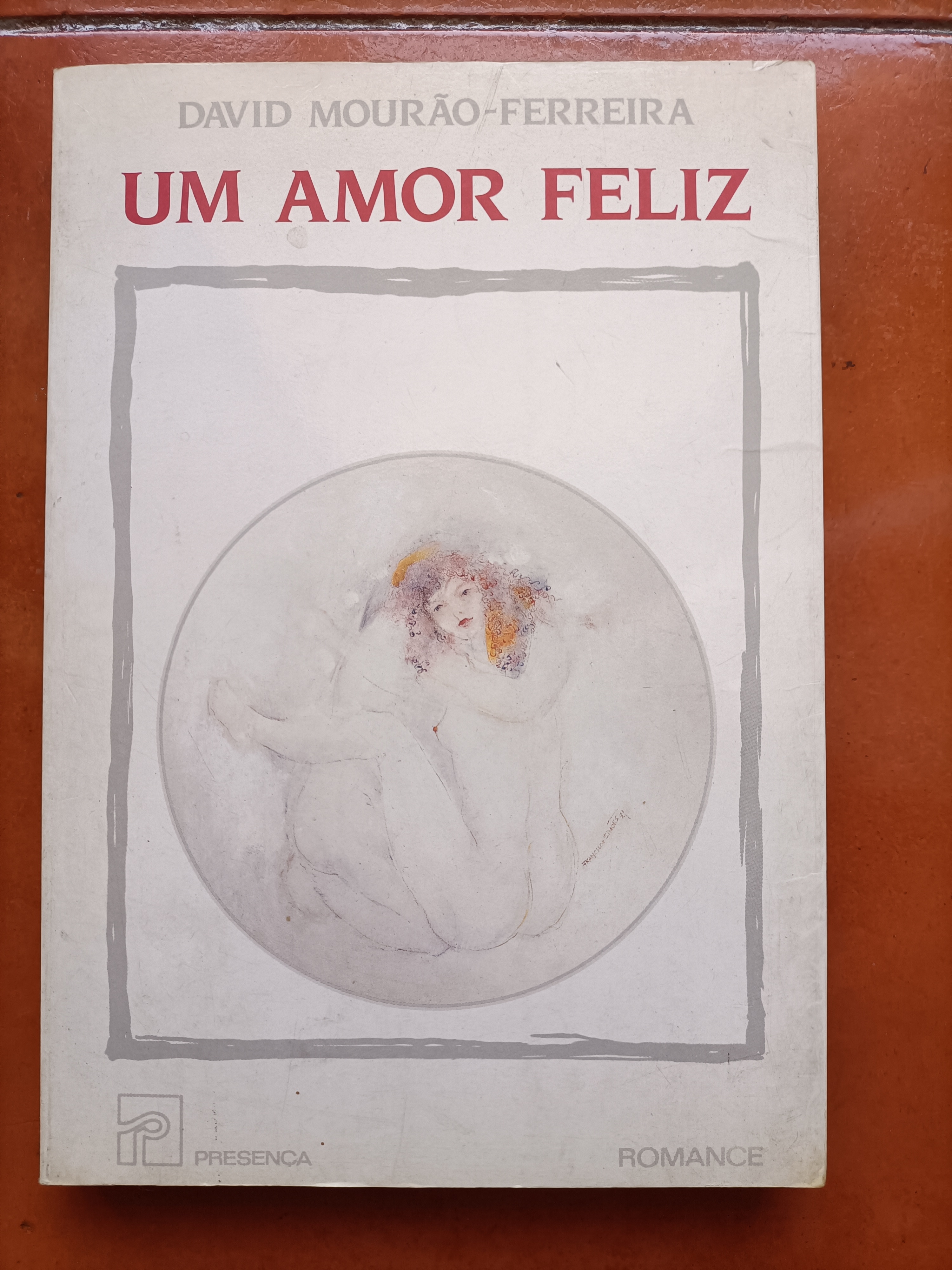 Um Amor Feliz - Capa