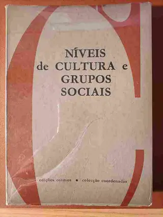 Níveis de Cultura e grupos sociais de Colóquio da Escola Normal Superior de Paris | LivrosPT