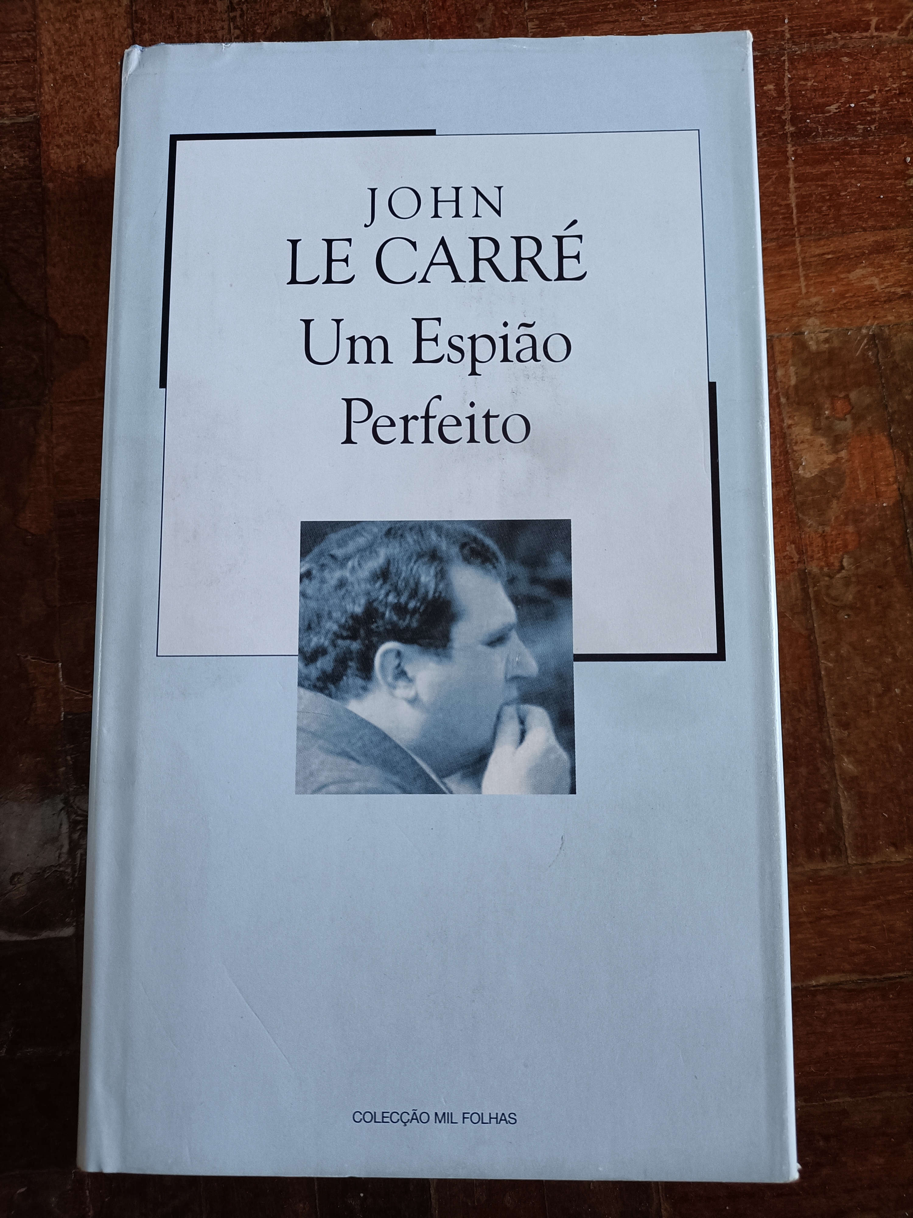 Um Espião Perfeito - Capa