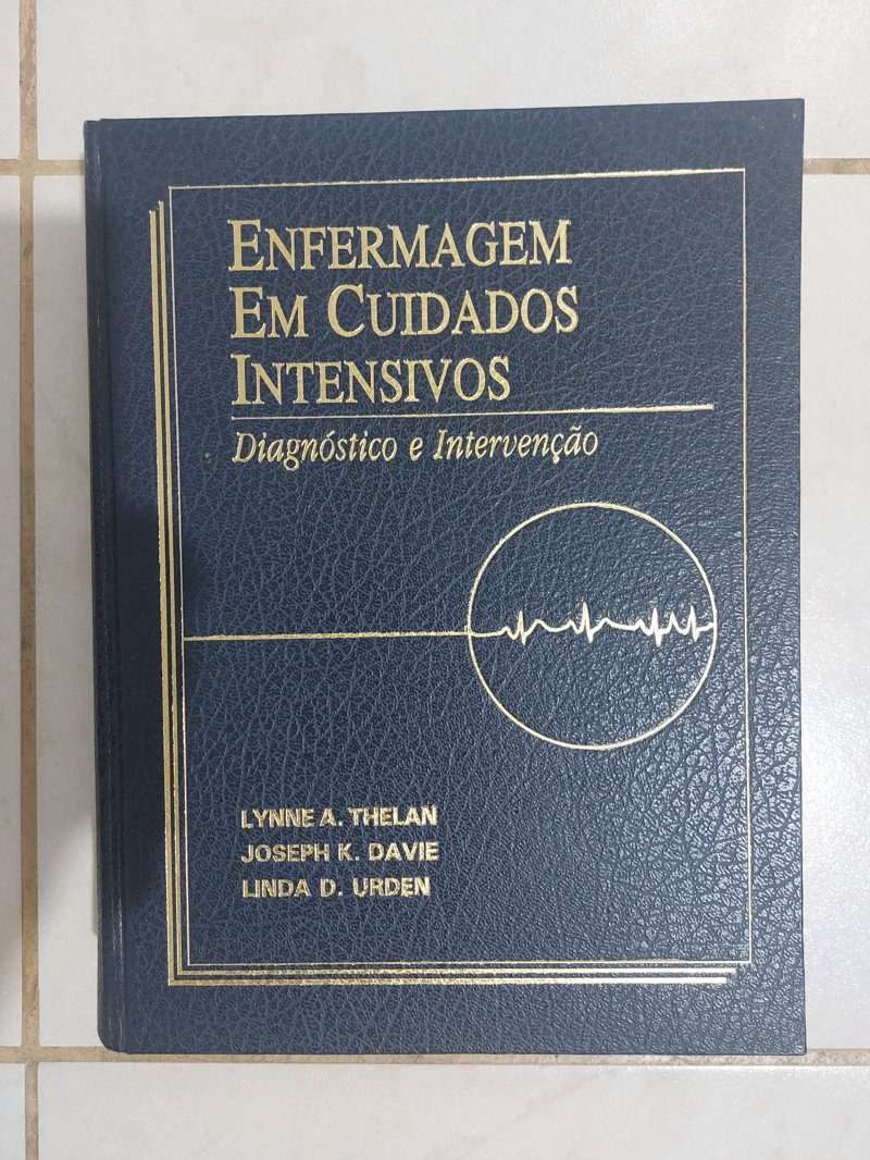 Enfermagem em cuidados intensivos - Capa