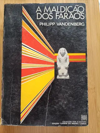 A Maldição dos Faraós de Philipp Vandenberg | LivrosPT