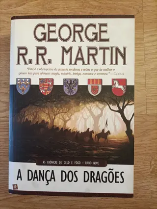 A Dança dos Dragões de George R. R. Martin | LivrosPT
