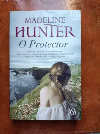 O Protector de Madeline Hunter | LivrosPT