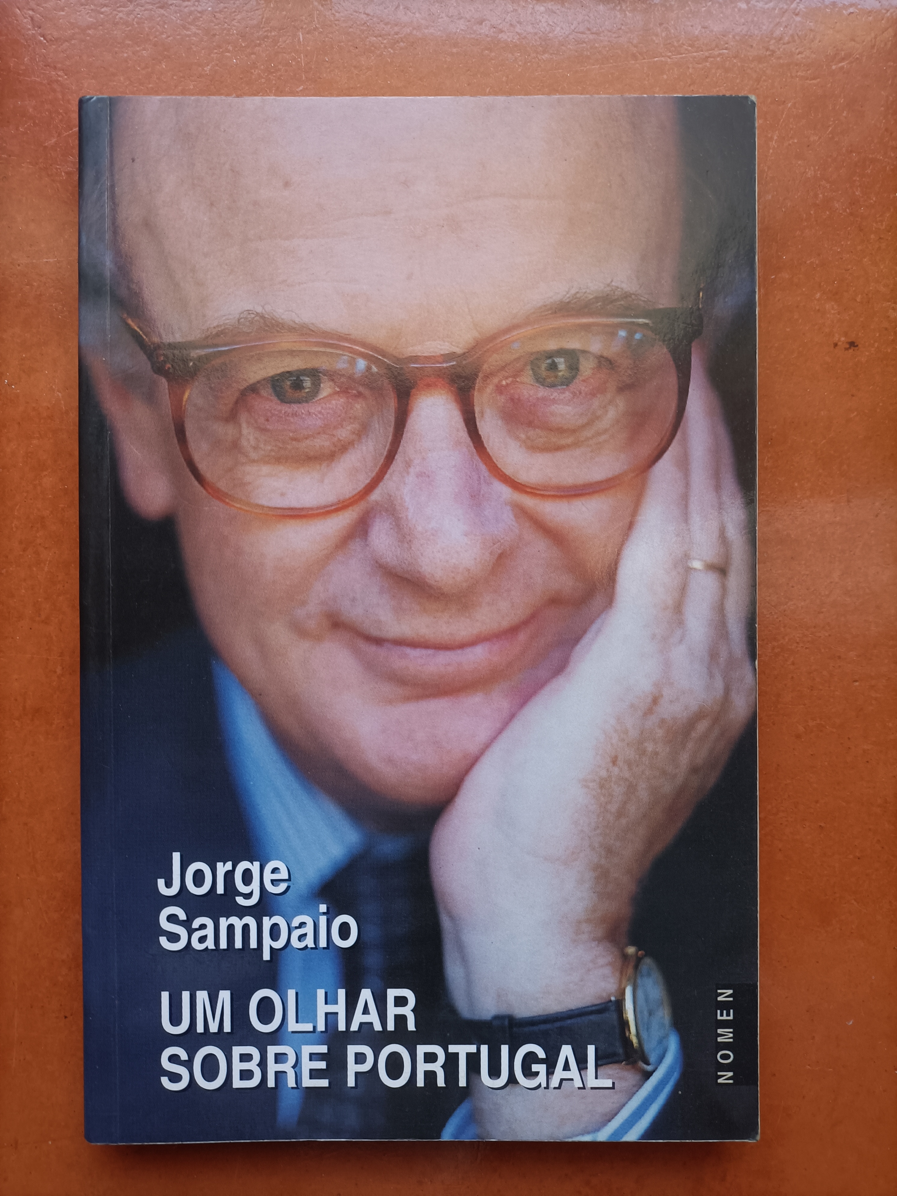 Um Olhar Sobre Portugal - Capa